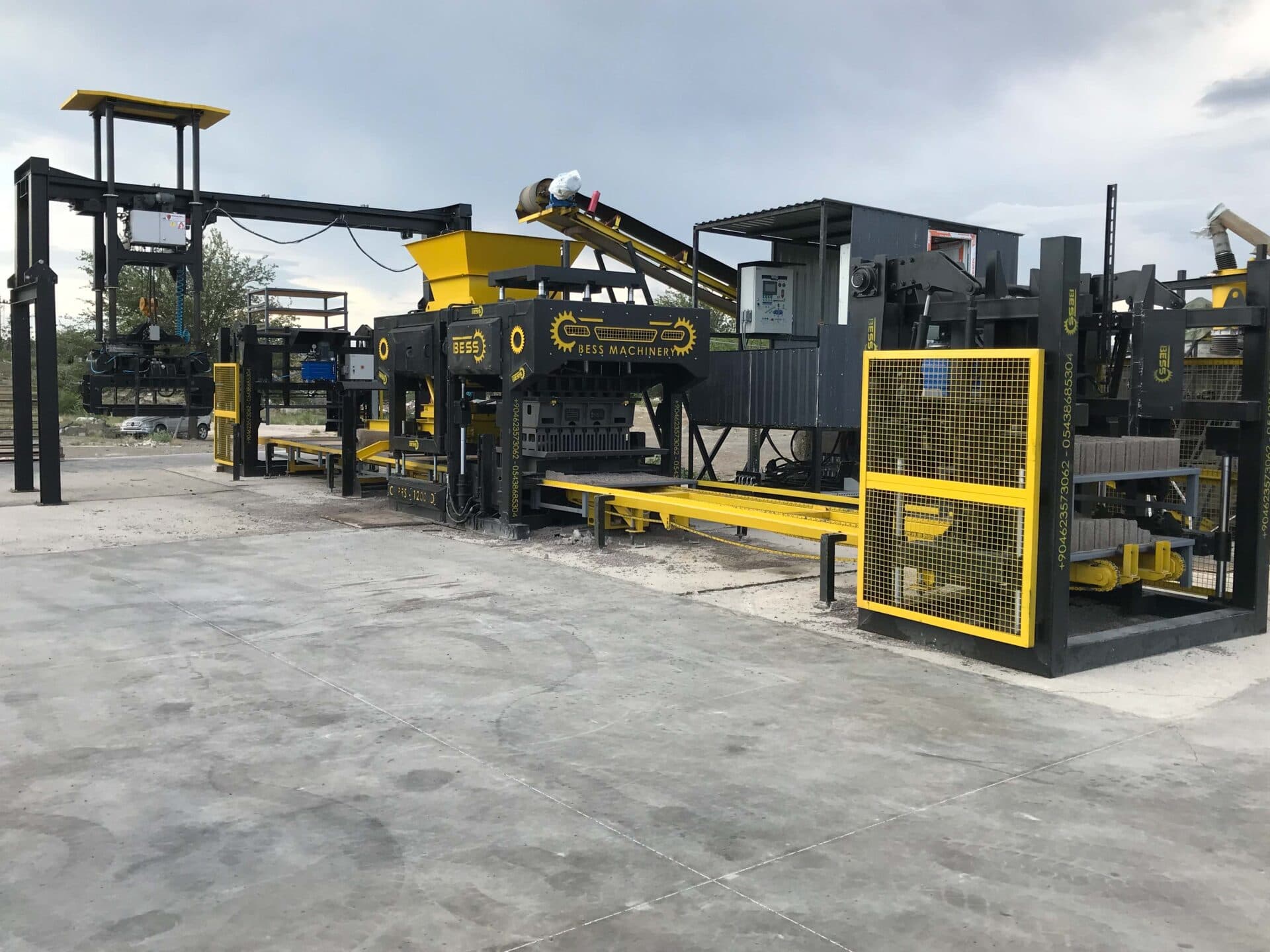 PRS-1200 Fully Automatic Concrete Block Machine