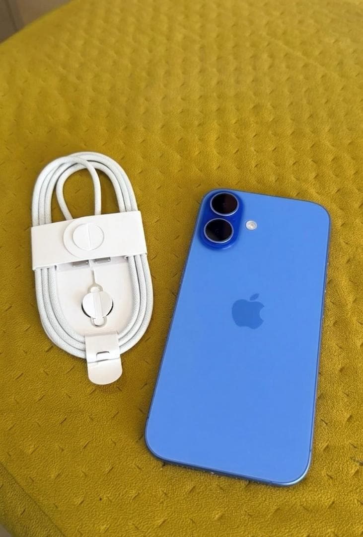 Blue Original Apple iPhone 16 Pro