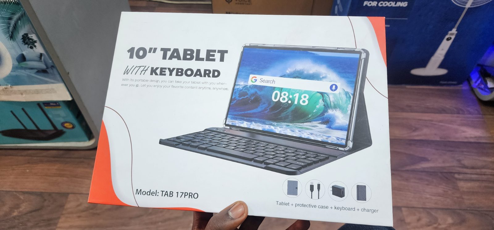 Tablet 17 Pro with keyboard and charger