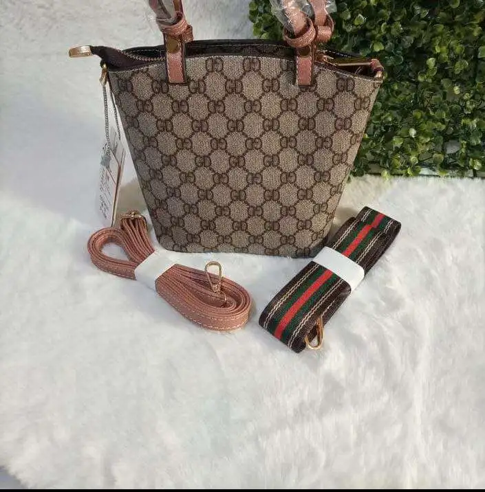 Ladies Fashionable Shoulder Hand Bag