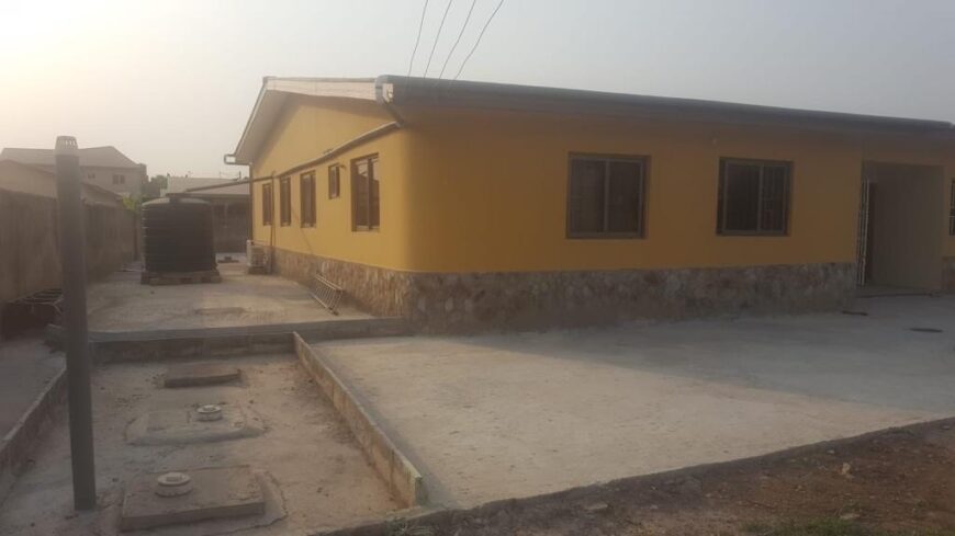 4 bedroom house on 3 plots of land for sale