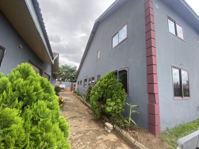 4 bedroom house plus 2 bedroom boys quarters for Rent