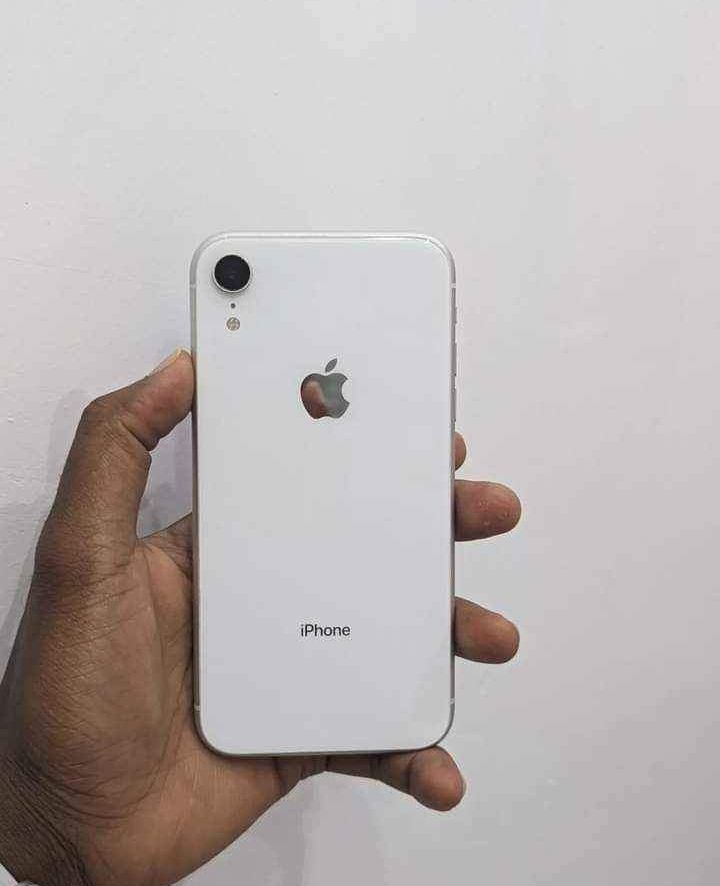 Apple Iphone XR (64GB) UK Used