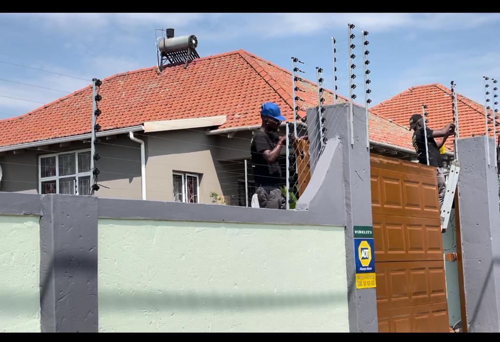 Nationwide Experts in Electric Fencing, CCTV, and Gate Automation