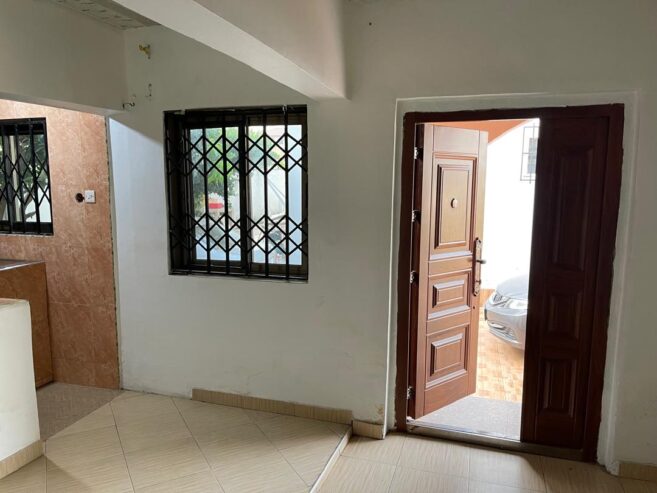 Chamber and Hall For Rent School Junction Botwe