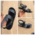 leather sandals / slippers