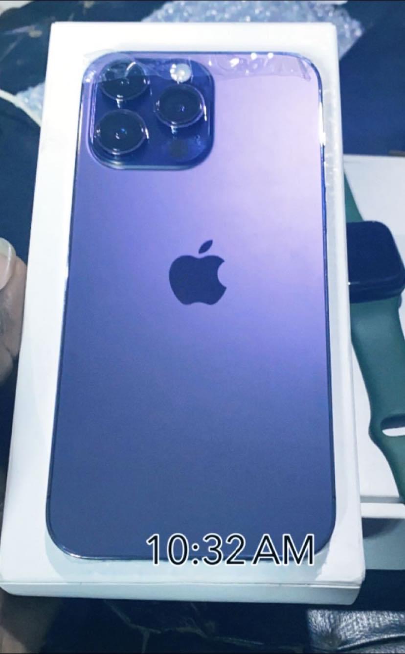 Brand New Apple iPhone 14pro max 512Gb factory unlocked