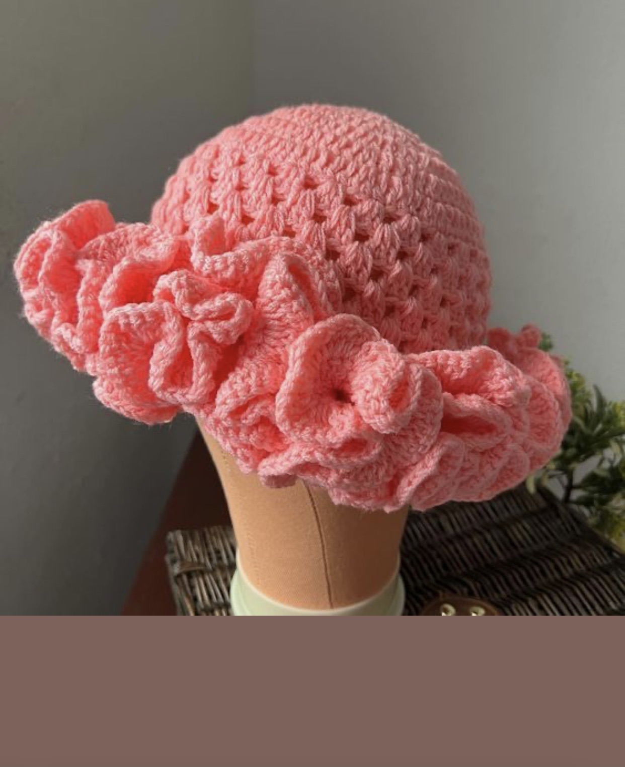 Crochet dresses, skirt, ruffle hat